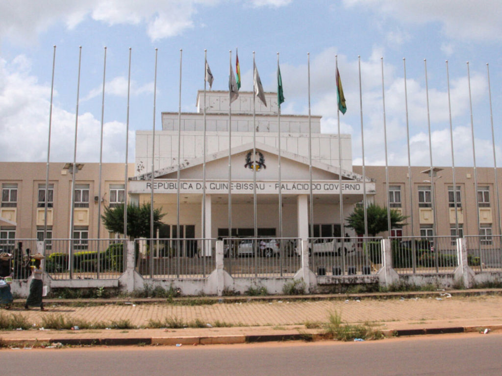 Heavy gunfire heard around Guinea Bissau government palace