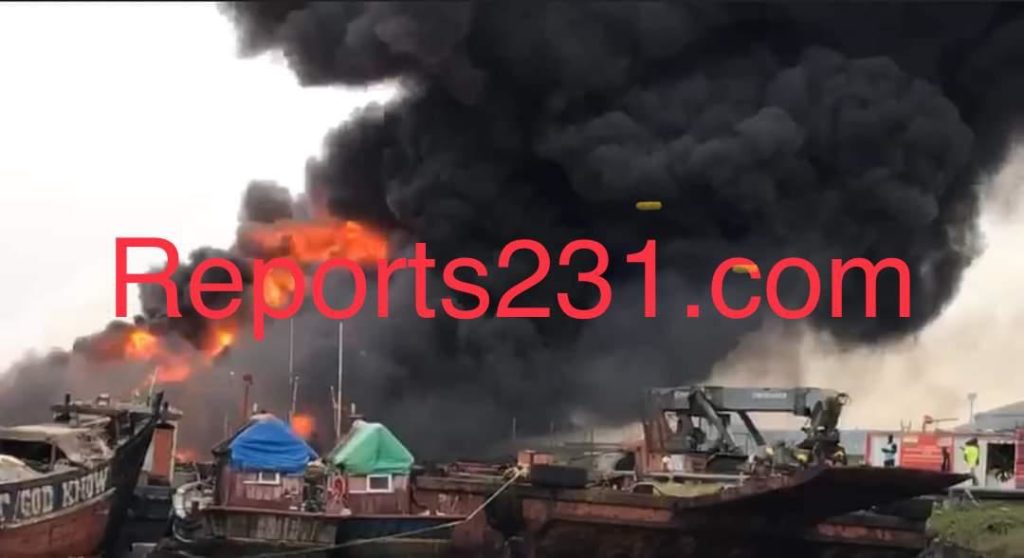 Three Boats Destroy and One Person Burnt