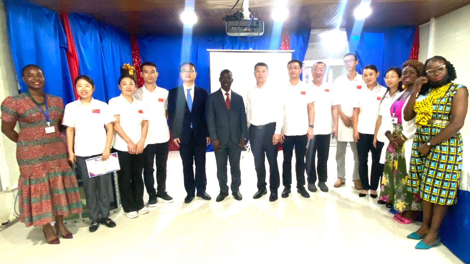 LIBERIA RECEIVES NEW TEAM OF CHINESE HEALTH PROFESSIONALS